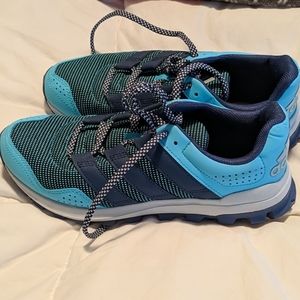 Adidas running shoes size 7
